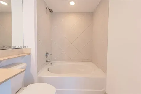 325 S Biscayne Boulevard Miami FL 33131