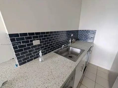 1500 Bay Road Miami Beach FL 33139