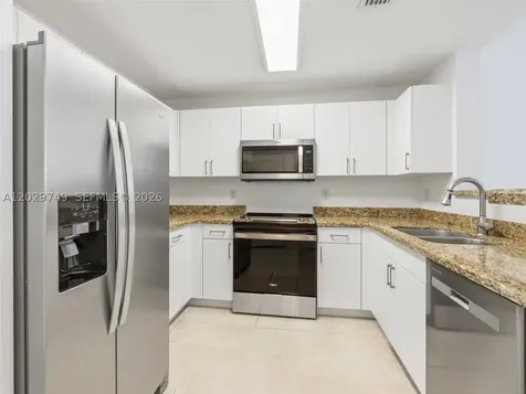10 Aragon Avenue Coral Gables FL 33134