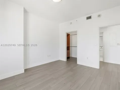 10 Aragon Avenue Coral Gables FL 33134