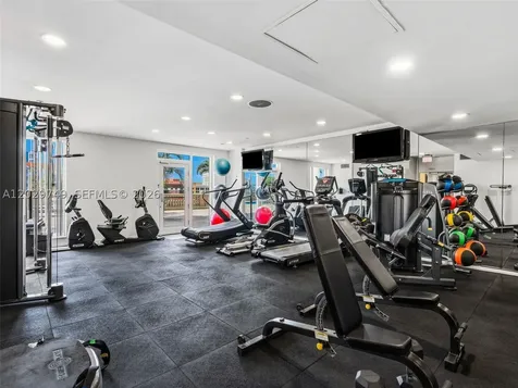 10 Aragon Avenue Coral Gables FL 33134