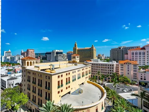 10 Aragon Avenue Coral Gables FL 33134