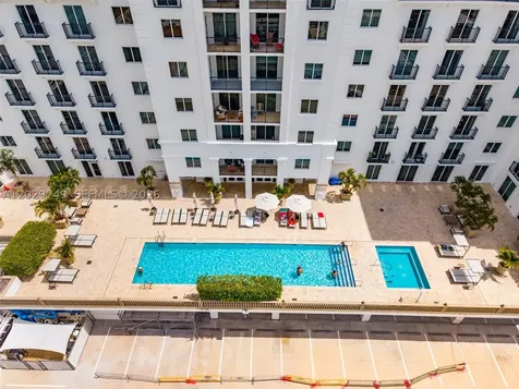 10 Aragon Avenue Coral Gables FL 33134