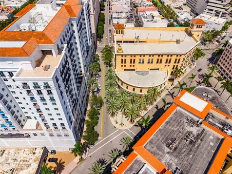10 Aragon Avenue Coral Gables FL 33134