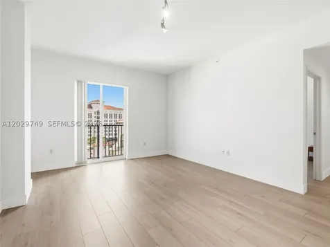 10 Aragon Avenue Coral Gables FL 33134