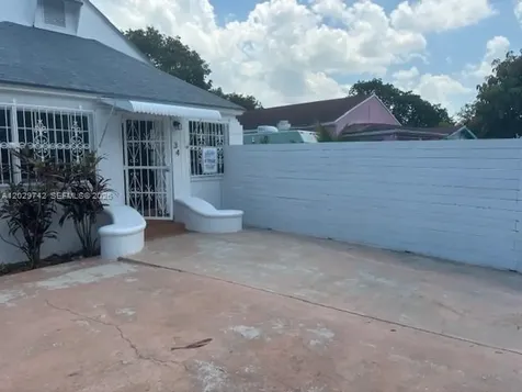 34 NW 69th Street Miami FL 33150