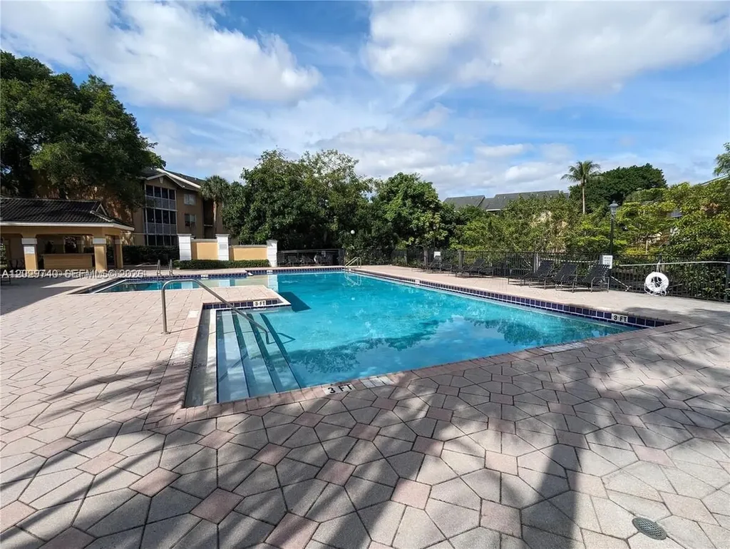 4055 W Mcnab Road Pompano Beach FL 33069