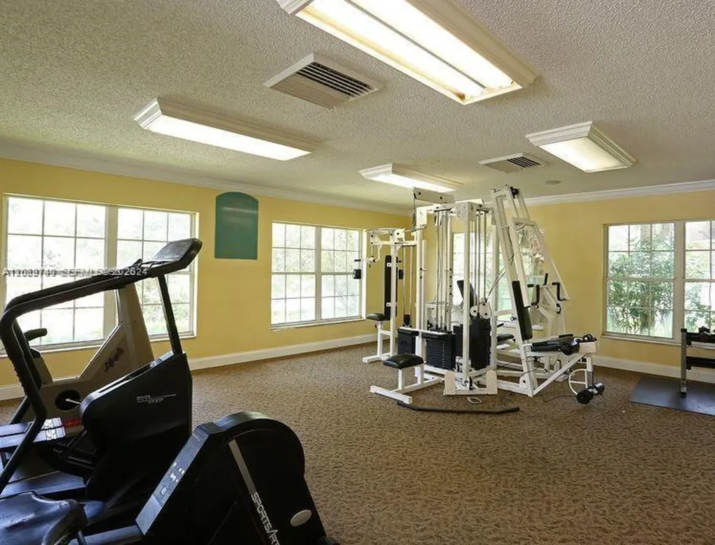 4055 W Mcnab Road Pompano Beach FL 33069
