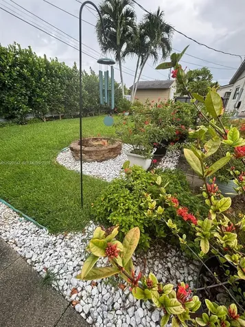 9827 SW 194th Street Cutler Bay FL 33157