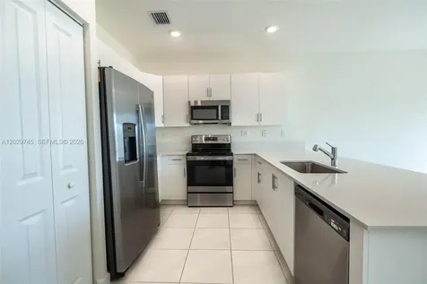3448 W 114th Terrace Hialeah FL 33018