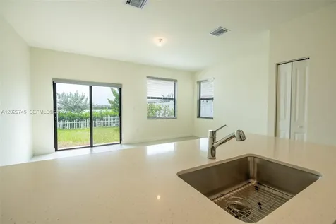 3448 W 114th Terrace Hialeah FL 33018