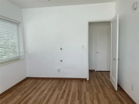 1557 S Le Jeune Road Miami FL 33134