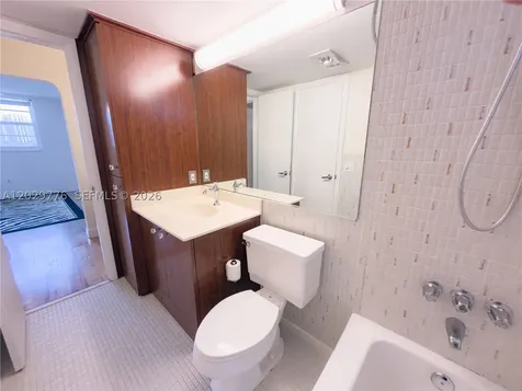 2861 Leonard Drive Aventura FL 33160