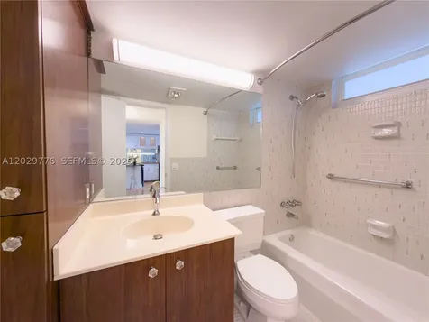 2861 Leonard Drive Aventura FL 33160