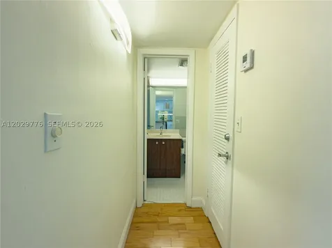 2861 Leonard Drive Aventura FL 33160