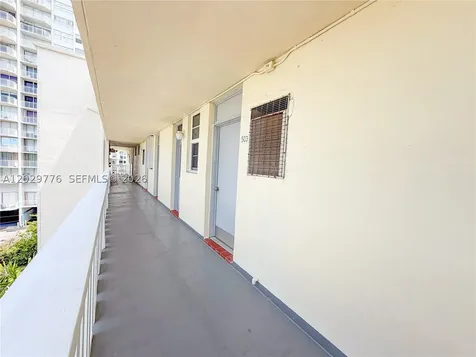 2861 Leonard Drive Aventura FL 33160