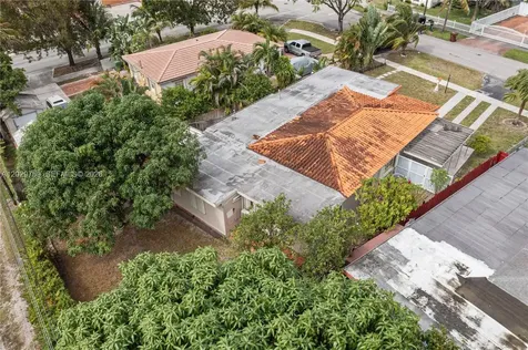 210 E 61st Street Hialeah FL 33013