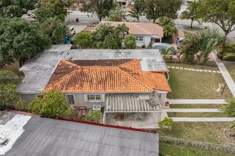 210 E 61st Street Hialeah FL 33013