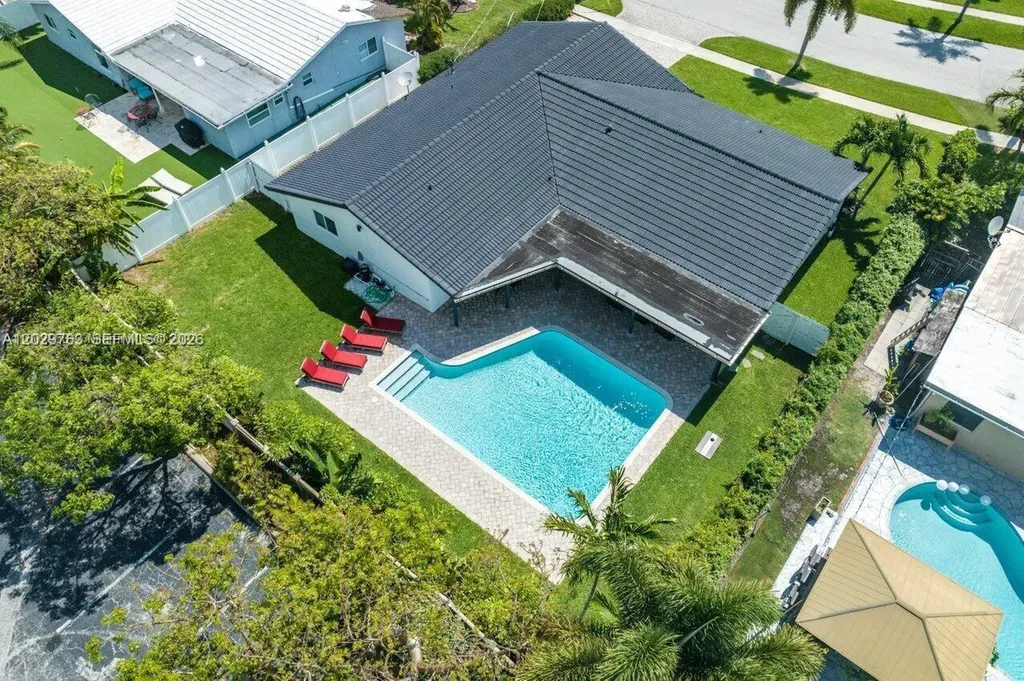6991 NE 7th Avenue Boca Raton FL 33487