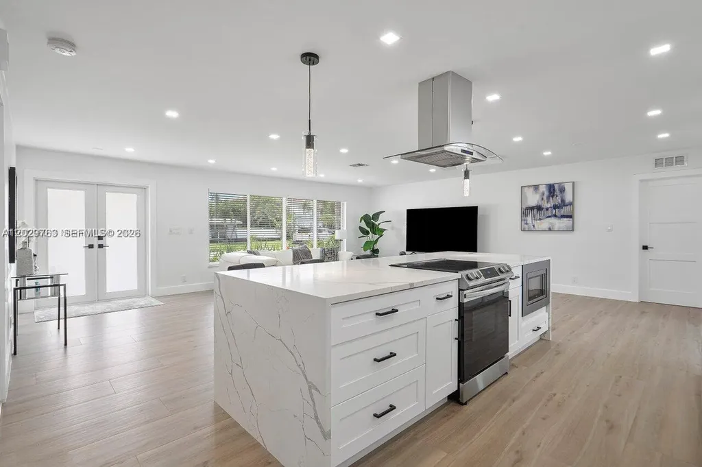 6991 NE 7th Avenue Boca Raton FL 33487