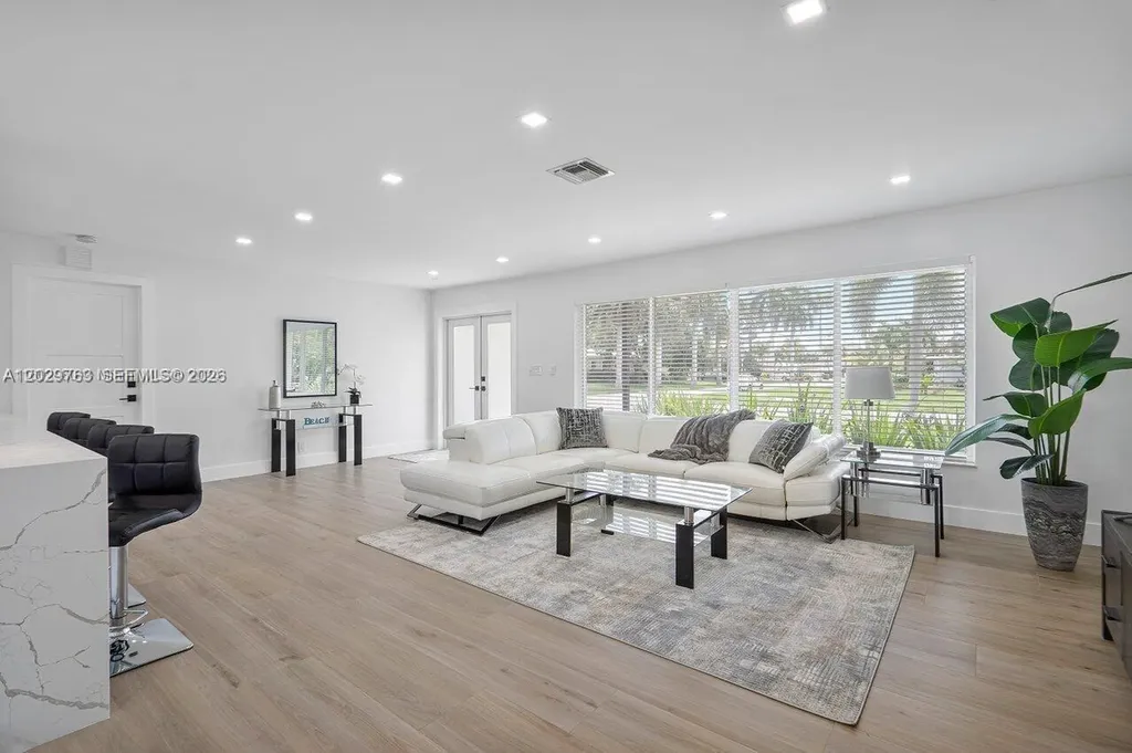 6991 NE 7th Avenue Boca Raton FL 33487