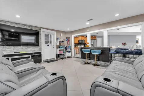 1721 SW 87th Terrace Miramar FL 33025