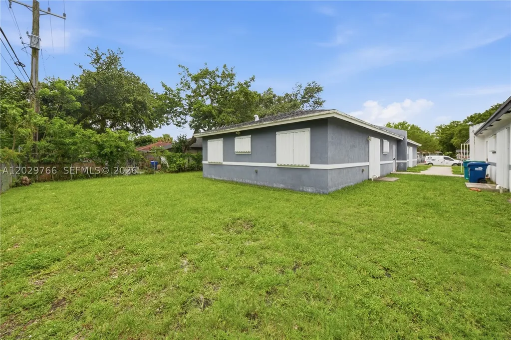 2249/2251 NW 66th Street Miami FL 33147