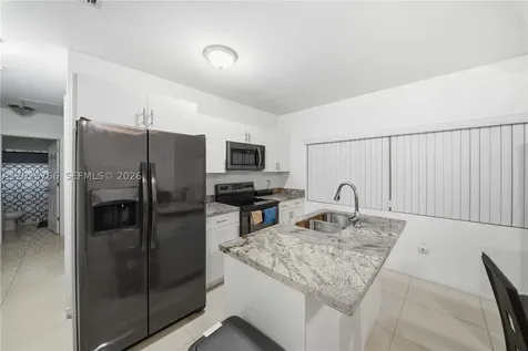 2249/2251 NW 66th Street Miami FL 33147