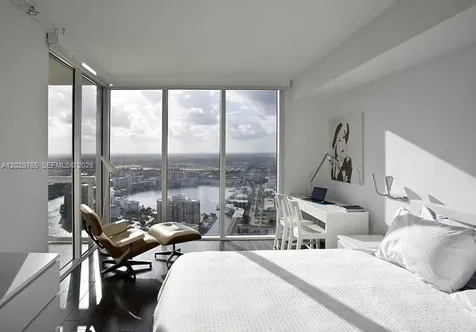 1800 S Ocean Drive Hallandale Beach FL 33009