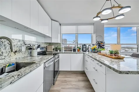 600 NE 36th Street Miami FL 33137