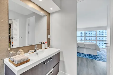 600 NE 36th Street Miami FL 33137