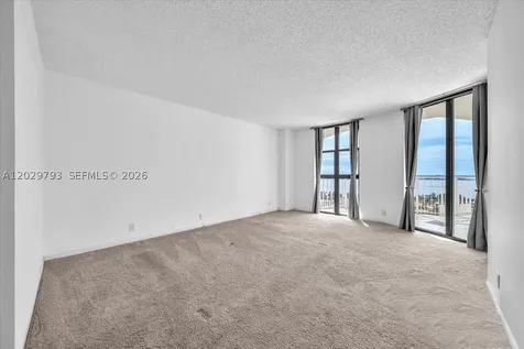 1000 Quayside Terrace Miami FL 33138