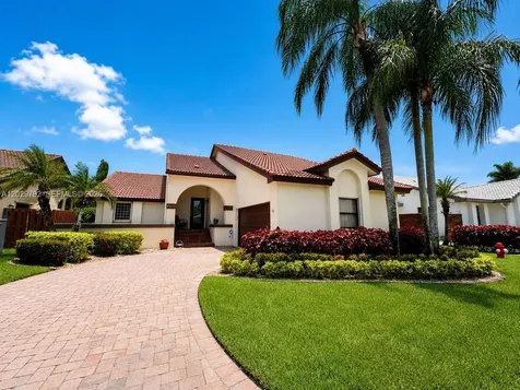 2380 Tallahassee Weston FL 33326