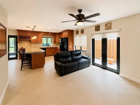 2380 Tallahassee Weston FL 33326