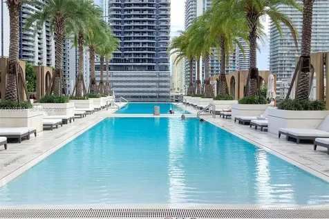 801 S Miami Avenue Miami FL 33130
