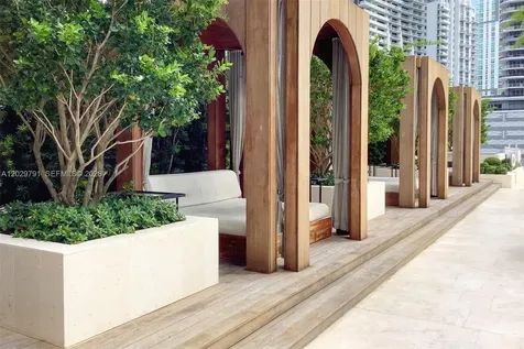 801 S Miami Avenue Miami FL 33130