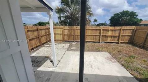 18047 NW 41st Place Miami FL 33055