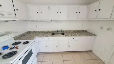 18047 NW 41st Place Miami FL 33055