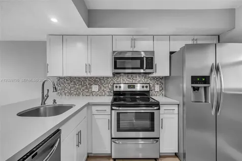 4600 SW 67th Avenue Miami FL 33155