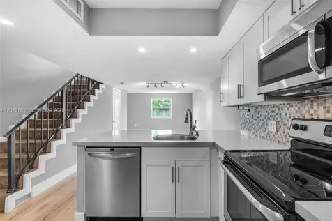 4600 SW 67th Avenue Miami FL 33155