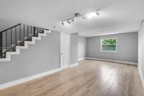 4600 SW 67th Avenue Miami FL 33155