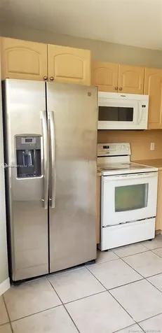 7901 NW 6th Street Pembroke Pines FL 33024