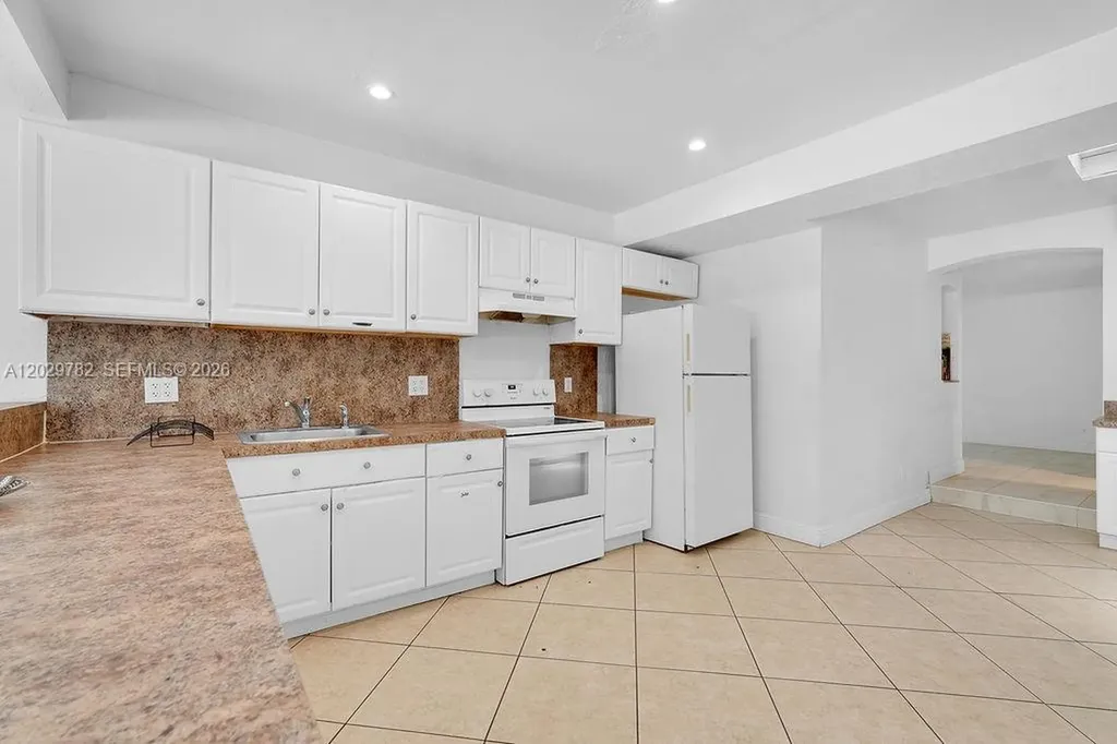 2417 Pierce Street Hollywood FL 33020