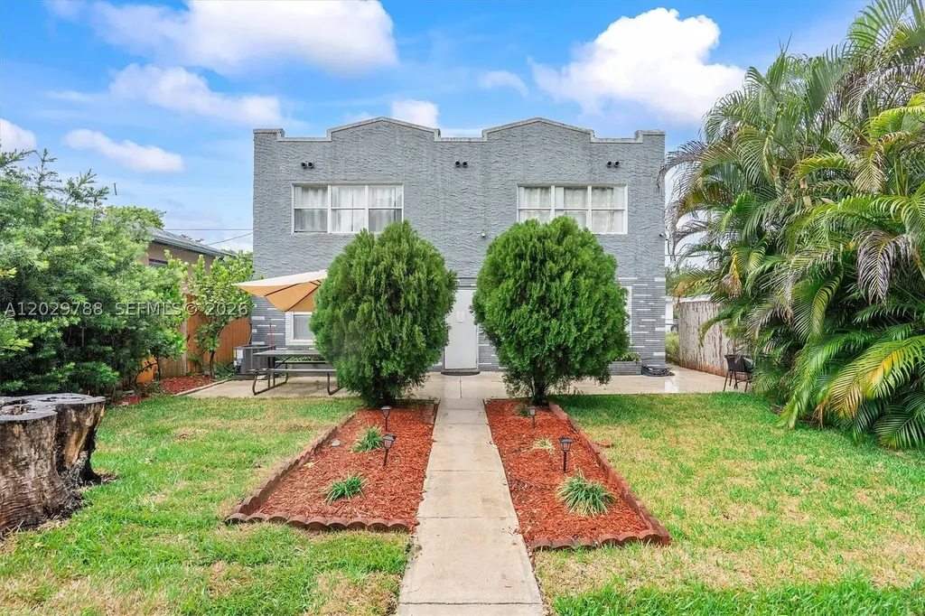 1940 Adams Street Hollywood FL 33020