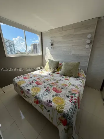 19370 Collins Avenue Sunny Isles Beach FL 33160