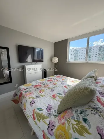 19370 Collins Avenue Sunny Isles Beach FL 33160