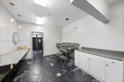 2585 NW 21st Terrace Miami FL 33142