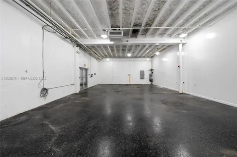 2585 NW 21st Terrace Miami FL 33142