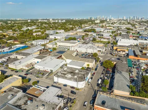 2585 NW 21st Terrace Miami FL 33142