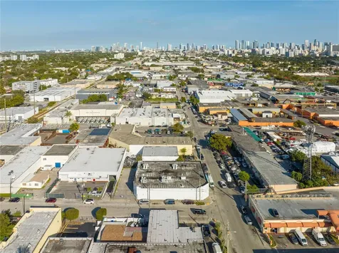 2585 NW 21st Terrace Miami FL 33142